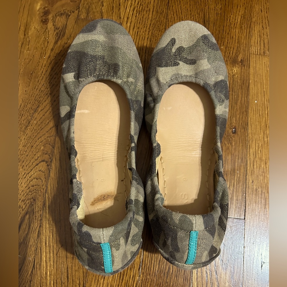 Tieks Calouflage ~ sparkly camo ~ Size 9